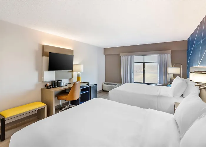 Hotel Comfort & - Buffalo Grove
