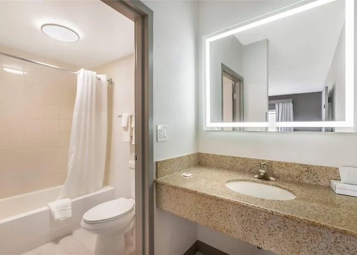 Comfort & - Buffalo Grove *
